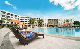 Harris Resort Batam Waterfront